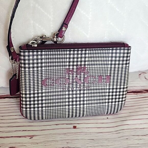 COACH Small Wristlet - Picture 1 of 6